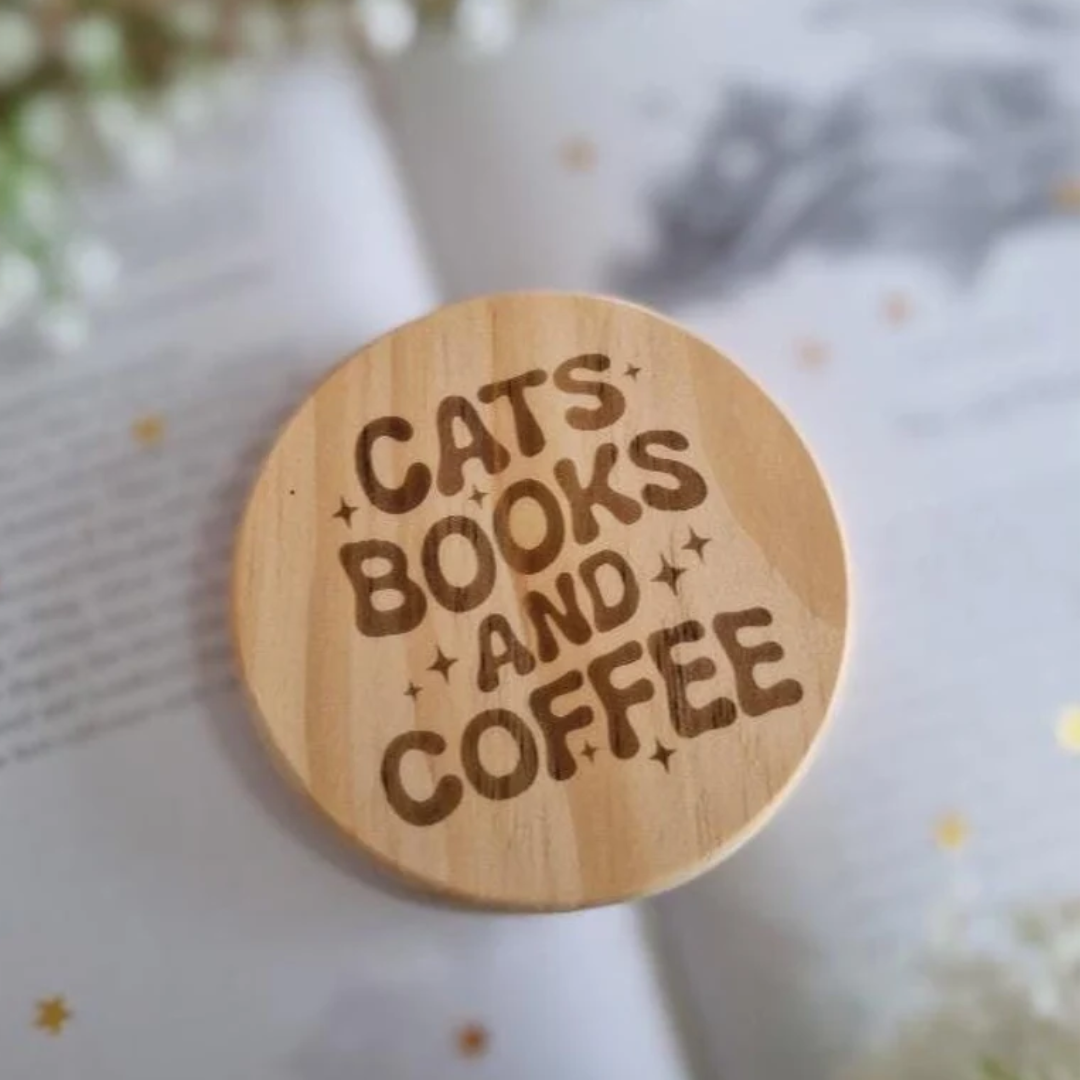 Wooden coaster – cats, books and coffee
