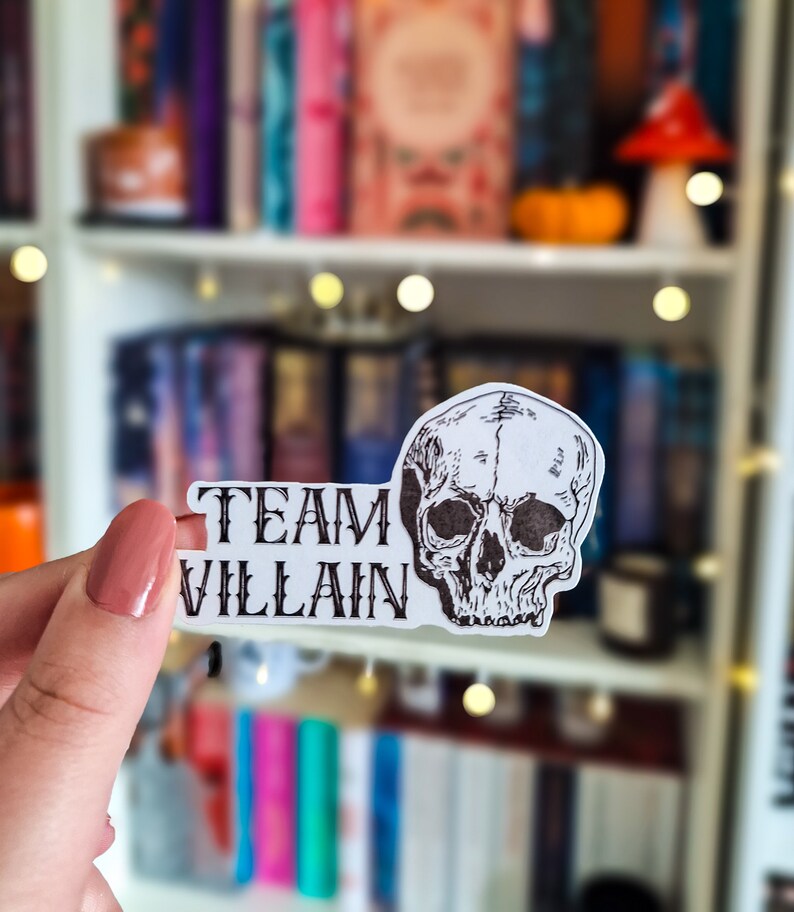 Team villain skull sticker