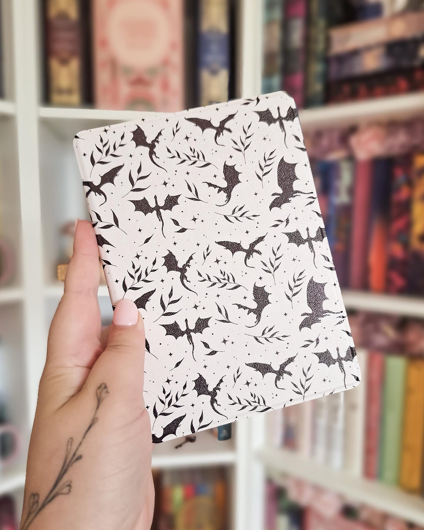 dragon pattern kindle case paperwhite 11th gen 6.8", fantasy kindle case