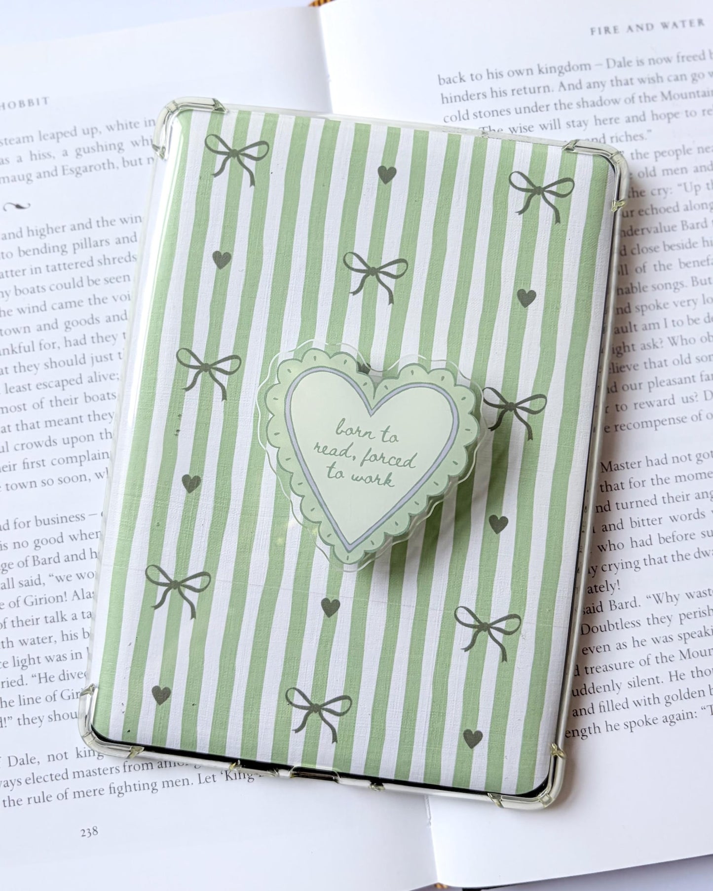Born to read kindle/phone grip