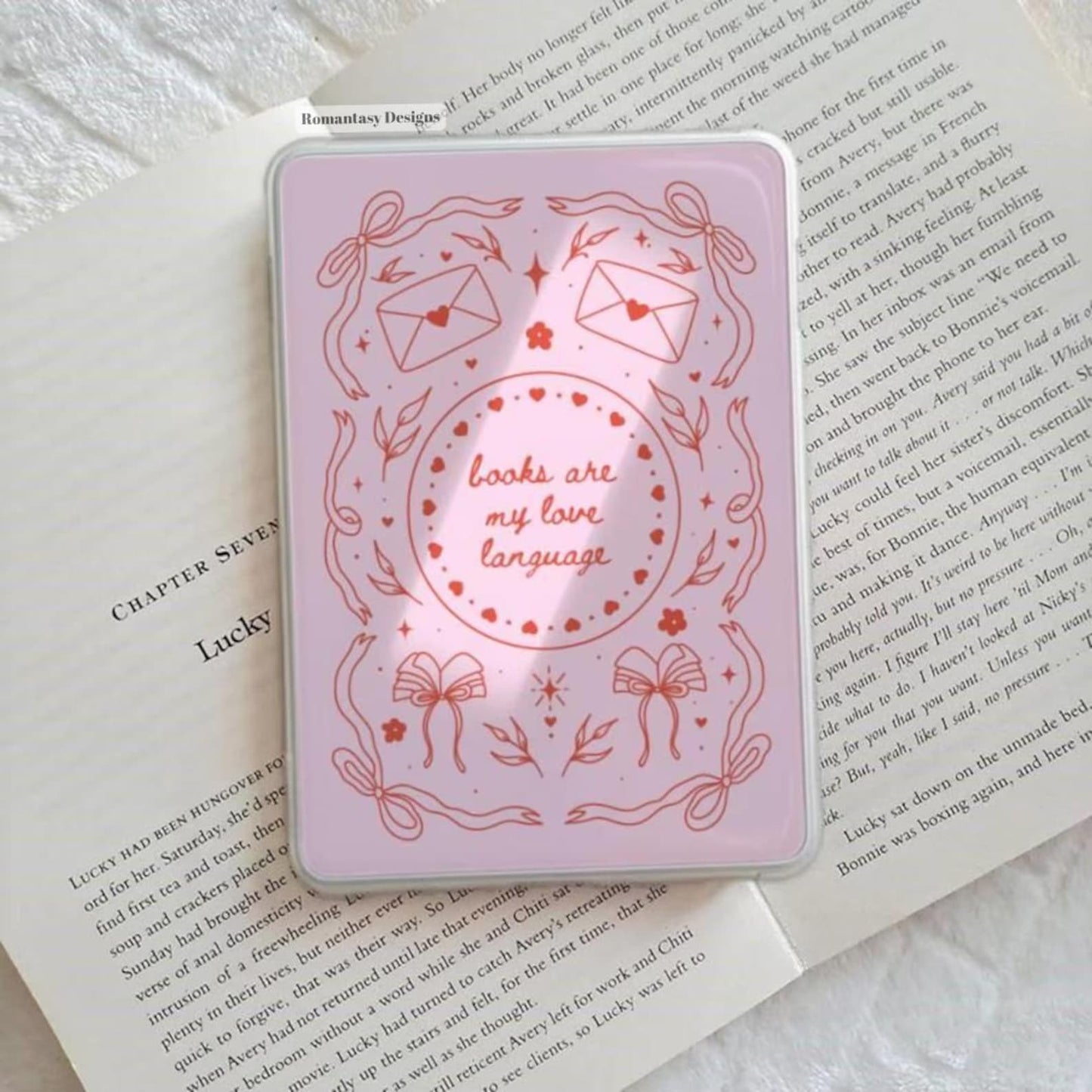 Books are my love language pink Kindle insert