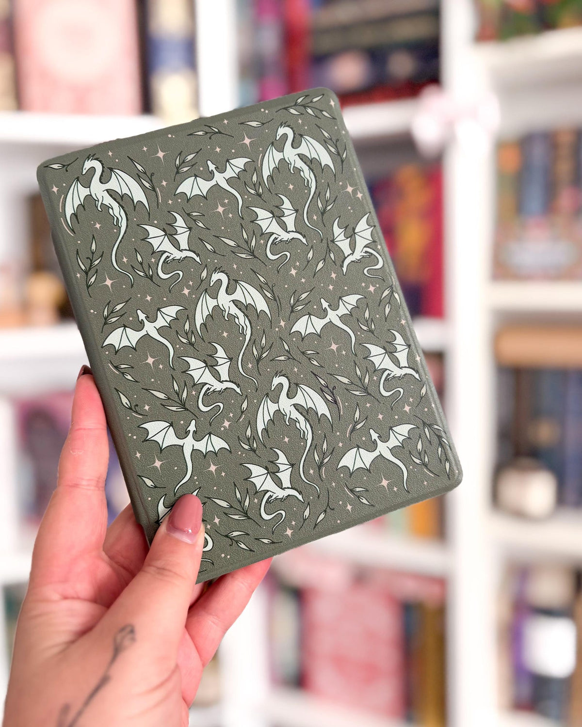 Green dragon pattern kindle case with clear back Paperwhite 12th 7"/11th 6.8"/basic 2022/2024