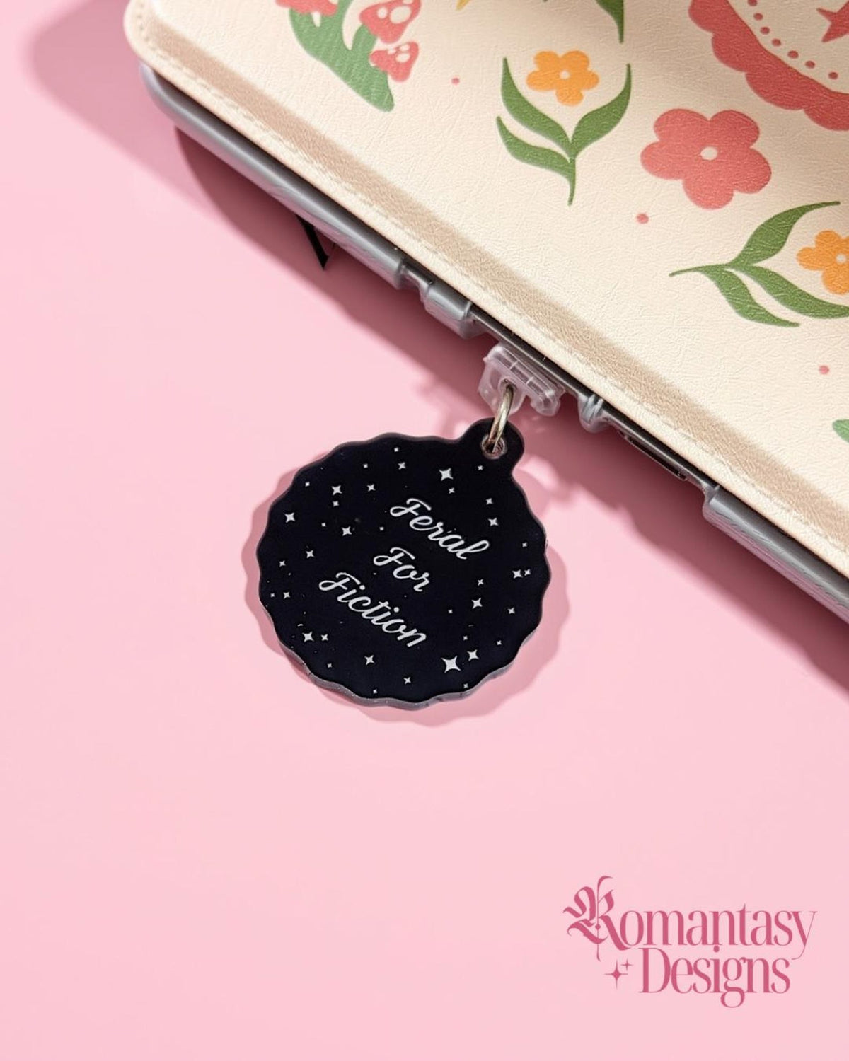 Feral for fiction kindle/phone dust plug charm type-c
