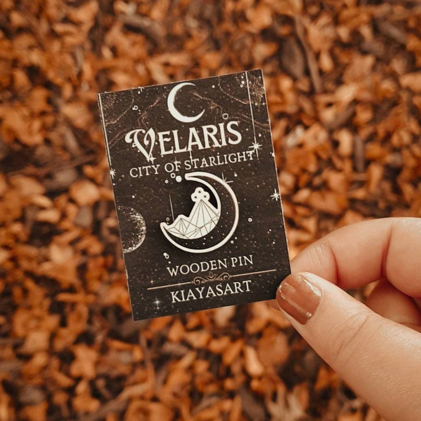 ACOTAR Velaris wooden pin - - officially licensed by Sarah J Maas